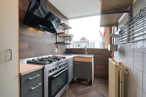 Medium property photo - Bussumsestraat 77, 2574 JC Den Haag